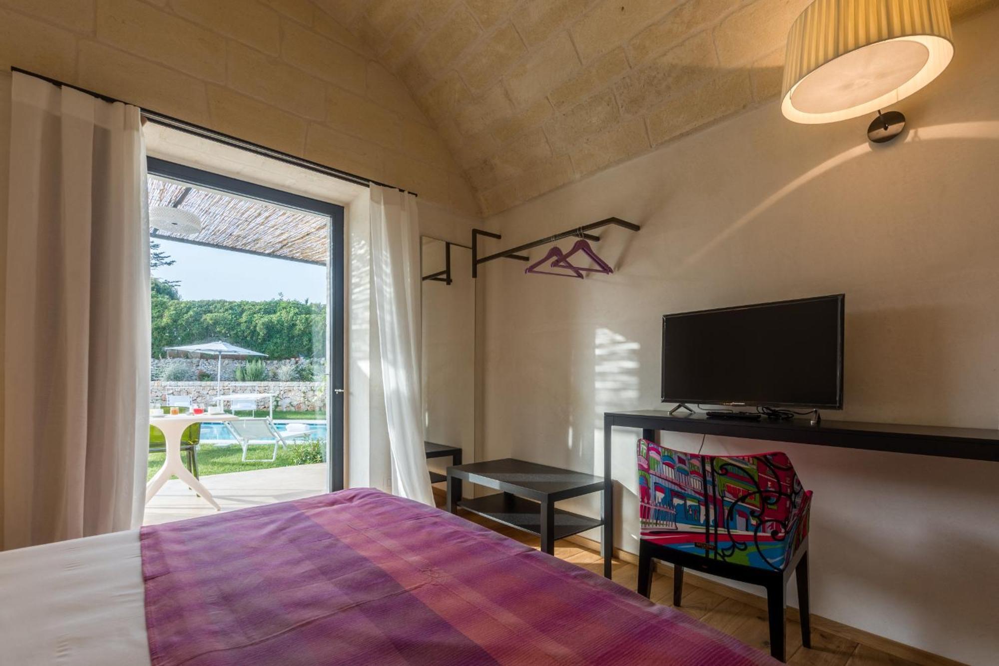 לינה וארוחת בוקר אוסטוני Casale Ramunno מראה חיצוני תמונה